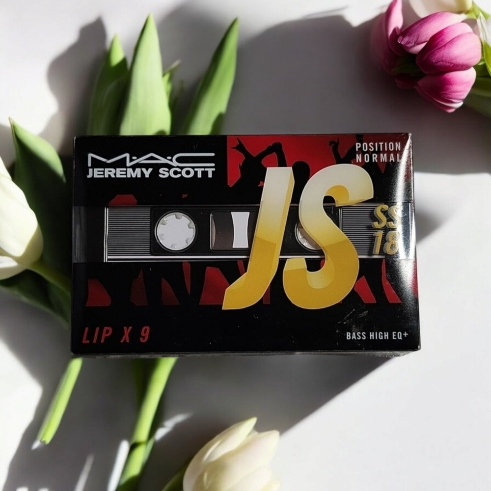 💋HOST PICK💋 NIB MAC Jeremy Scott JS SS18 Lipx9 Palette - Picture 4 of 5